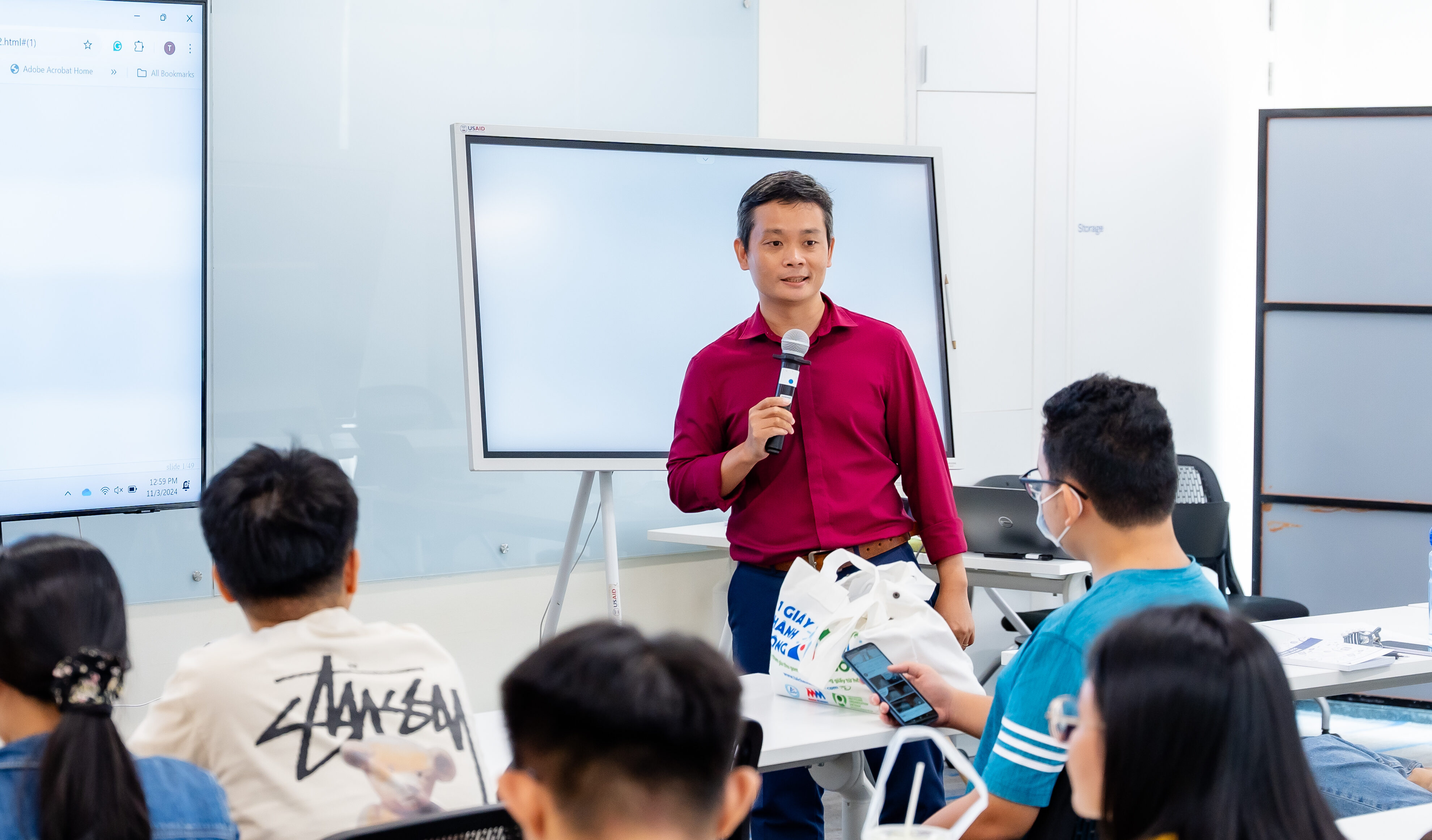 Dr. Le Nhat Tan: “The passion for exploring and conveying the beauty of Mathematics has guided my career path”
